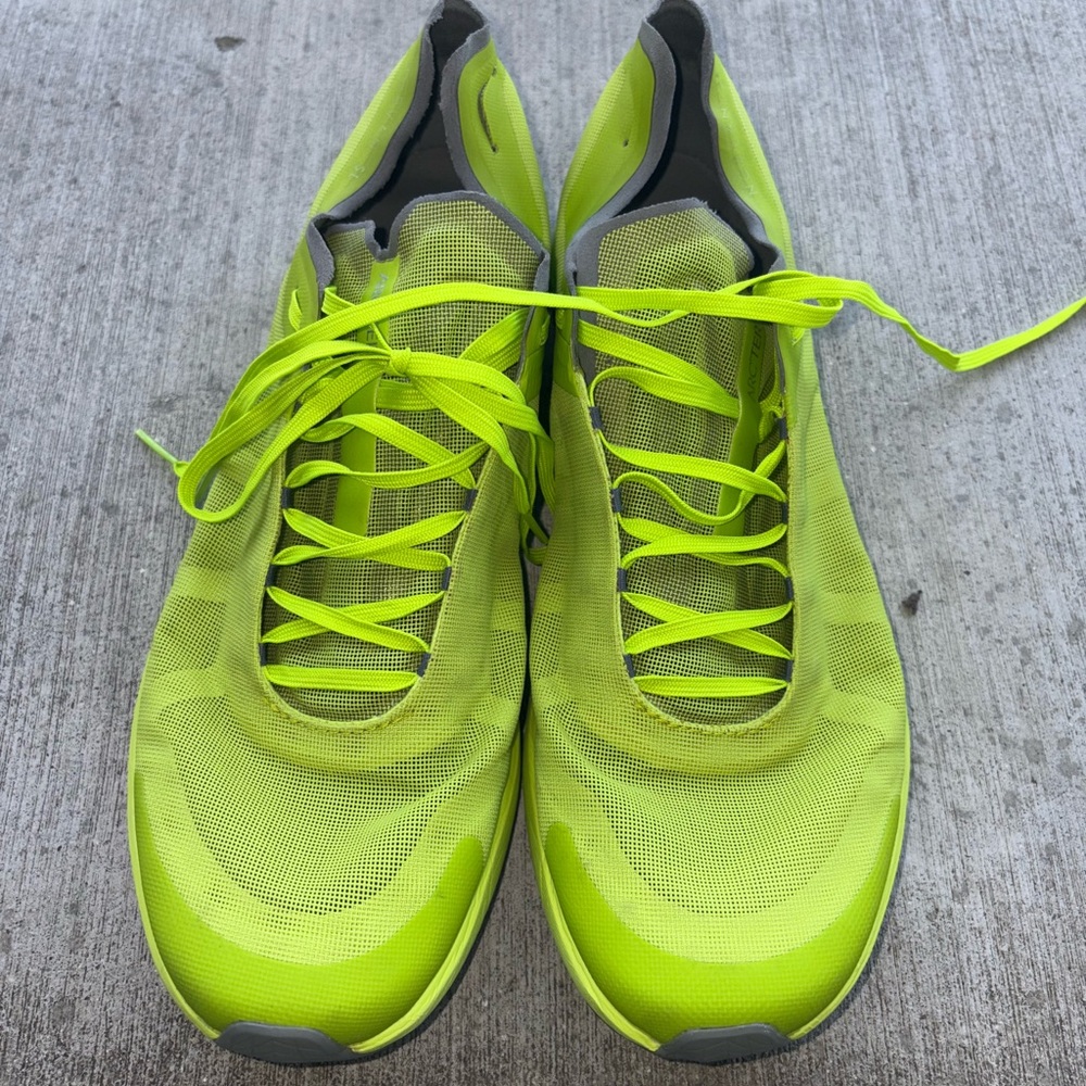 Arc'teryx Men's Neon Lime Athletic Running Shoes